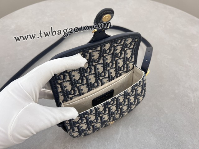 Dior专柜2025新款迪奥顶级原单Bobby迷你手袋手提肩背斜挎女包 djfk1183